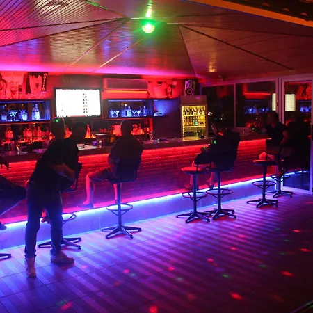 Sebnem & Aparthotel 3*