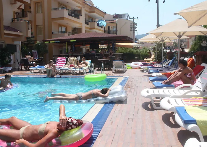 Apartmanhotel Sebnem & 3*