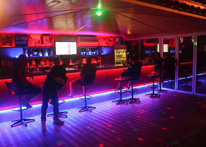 Sebnem & Apartmanhotel 3*