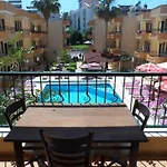 Lägenhetshotell Sebnem & Marmaris
