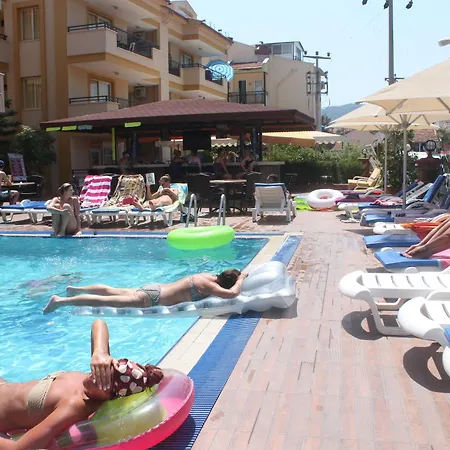 Aparthotel Sebnem & 3*